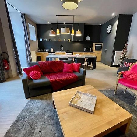 Le Show Room Auxerre Buitenkant foto